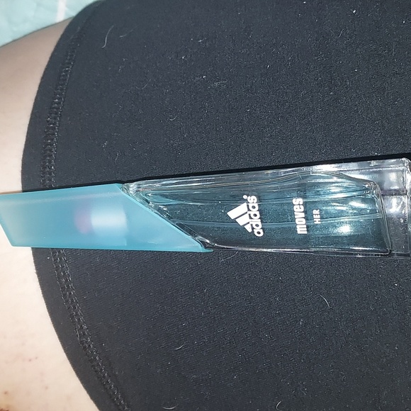Adidas Moves Her Perfume. - Picture 2 of 3